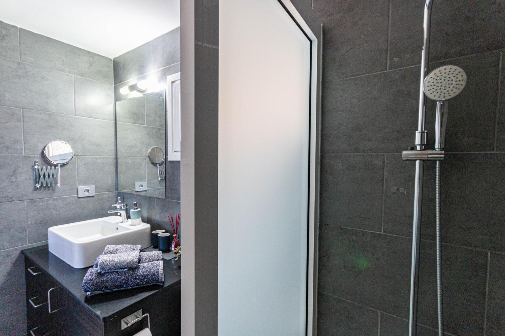 Very Romantic Seaview Apartment Patalavaca Mogan With Warm Pool Exterior photo
